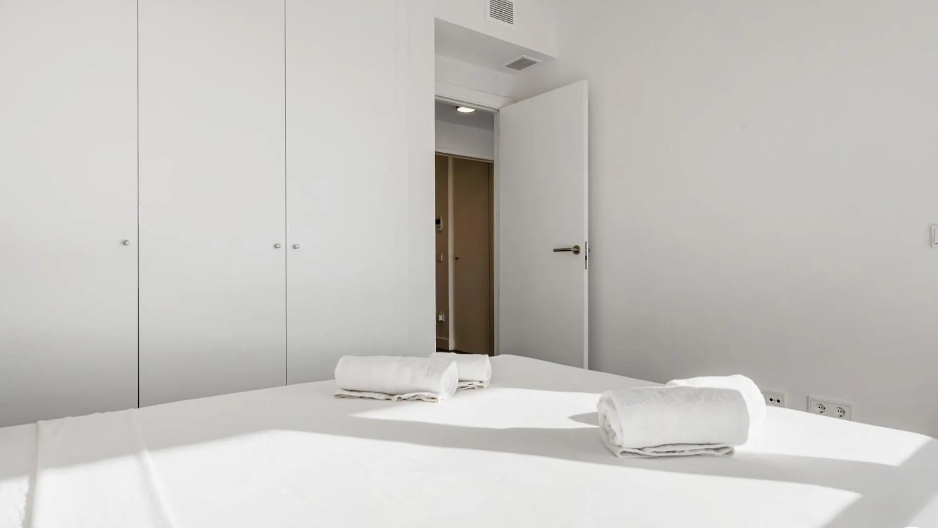 Vivi Homes - Elies House Pool, Gym, Spa & Sea View El Faro 0*,  Spain