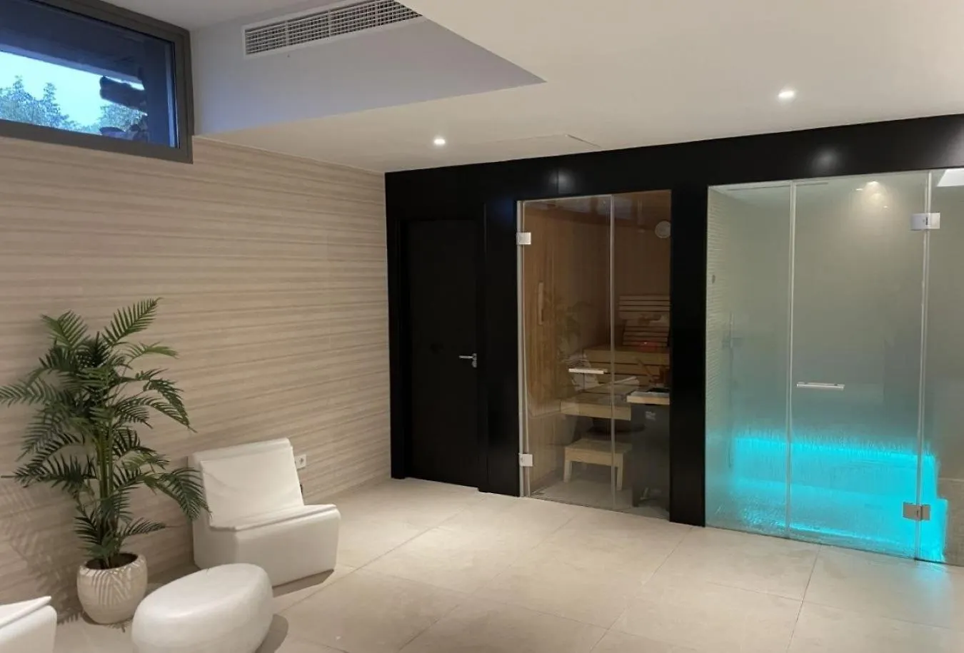 Vivi Homes - Elies House Pool, Gym, Spa & Sea View El Faro Holiday home