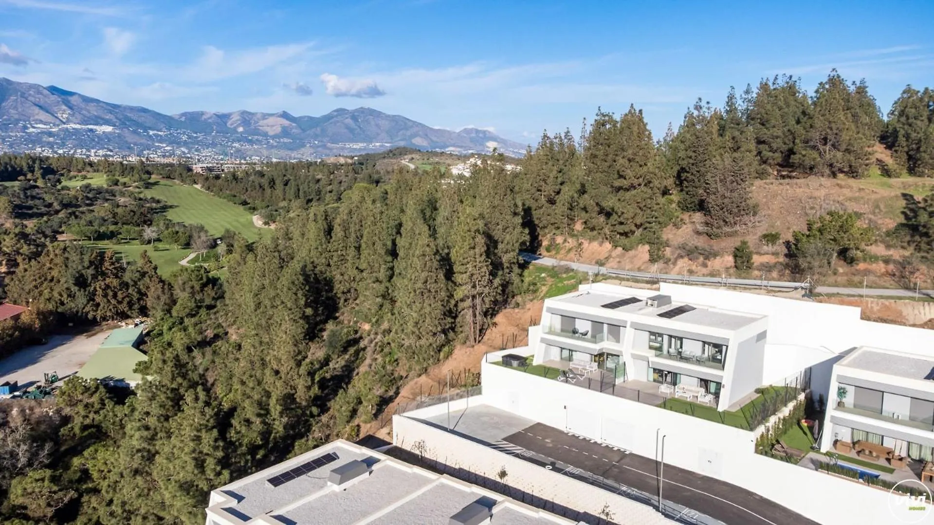 Vivi Homes - Elies House Pool, Gym, Spa & Sea View El Faro Holiday home